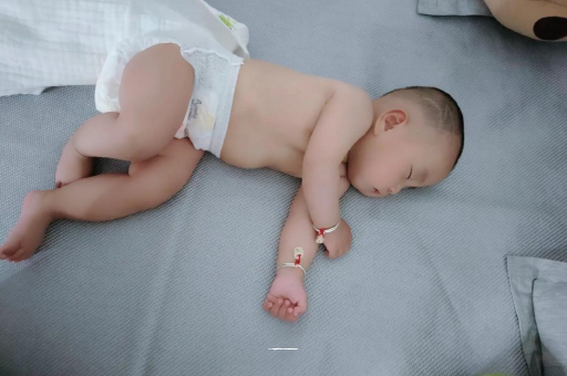 鹿邑怀孕是不是很怕热